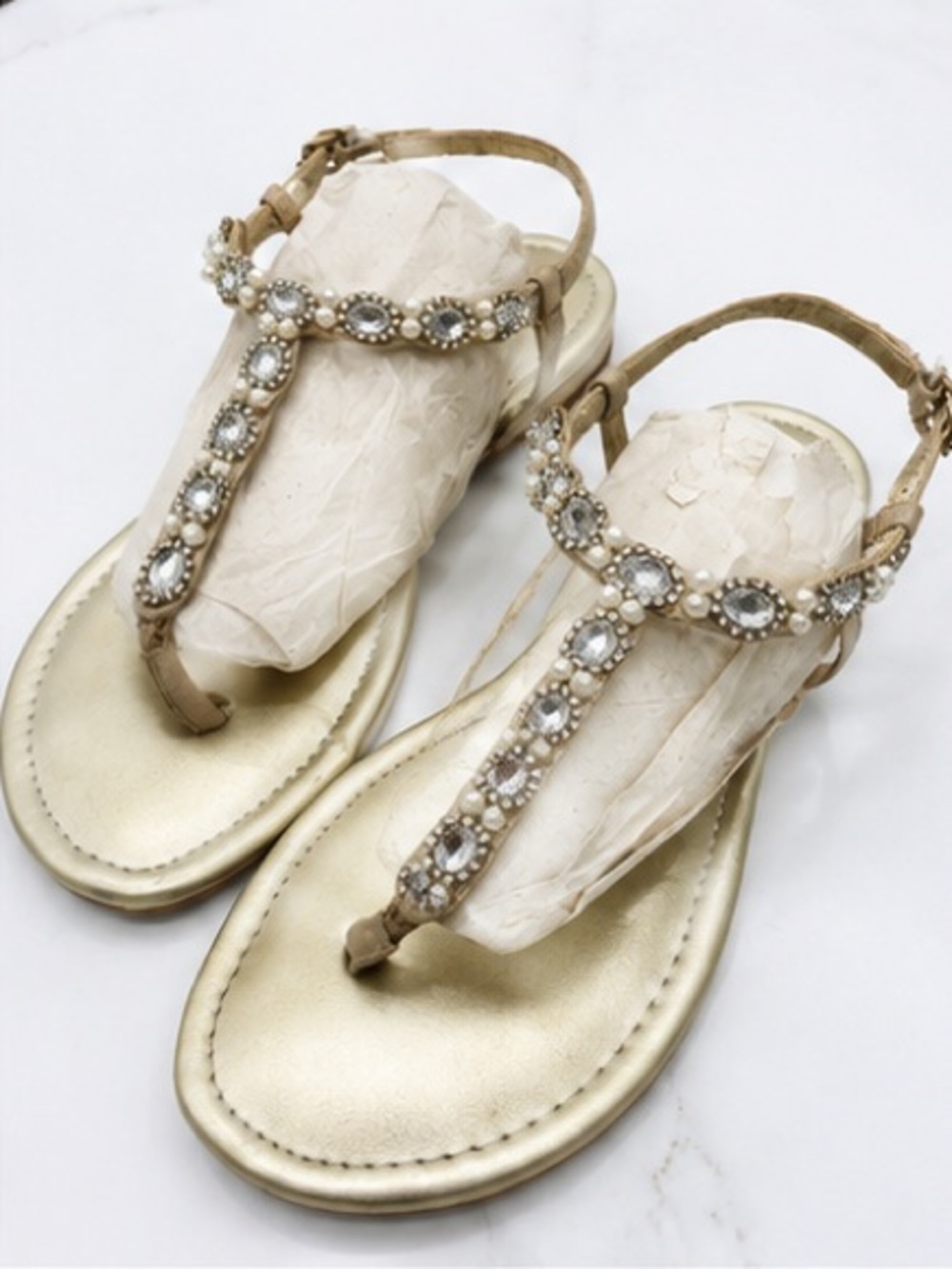 Gold Rhinestone Pearl Bridal Wedding T-Strap Flat Sandals Size 8